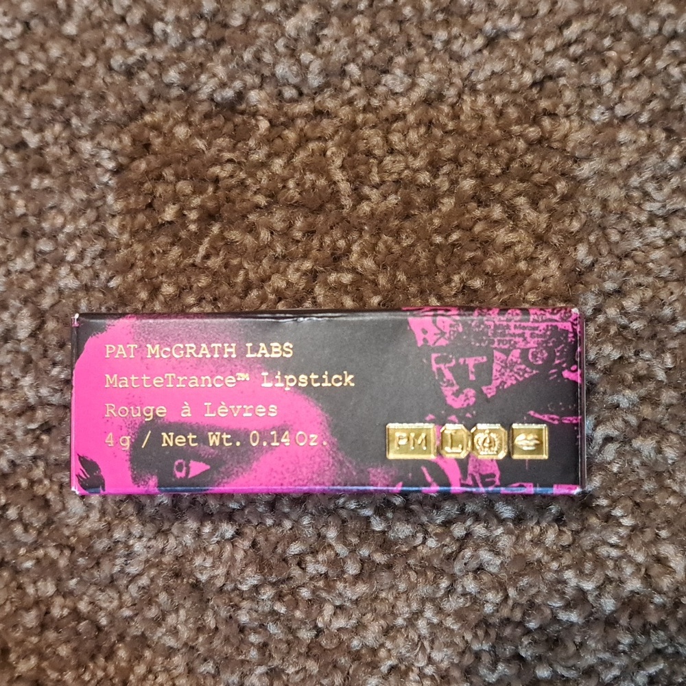 PAT McGRATH LABS
MatteTrance™ Lipstick 107 Omi .